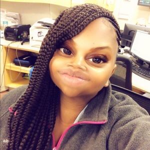 Meet your Posher, Kim